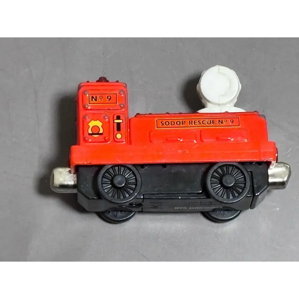 Thomas & Friends Sodor Rescue No. 9 Spotlight Car Red Toy Train 2004